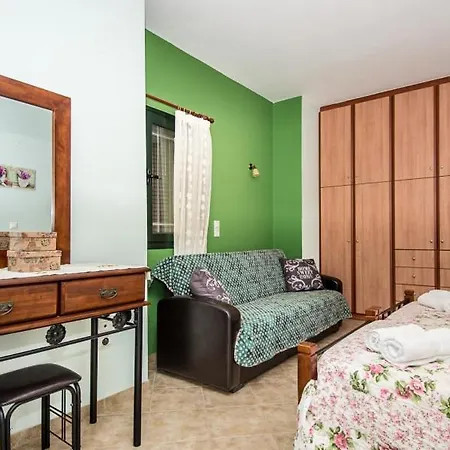 Nefeli * Trapezaki (Kefalonia)